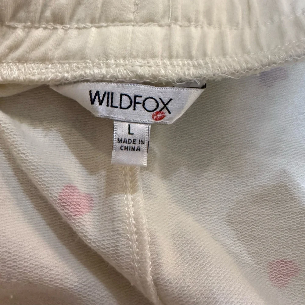 Wildfox Oatmeal Heart Print Lounge Shorts L NWOT